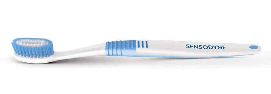 SENSODYNE SENSITIVE TOOTHBRUSH SOFT