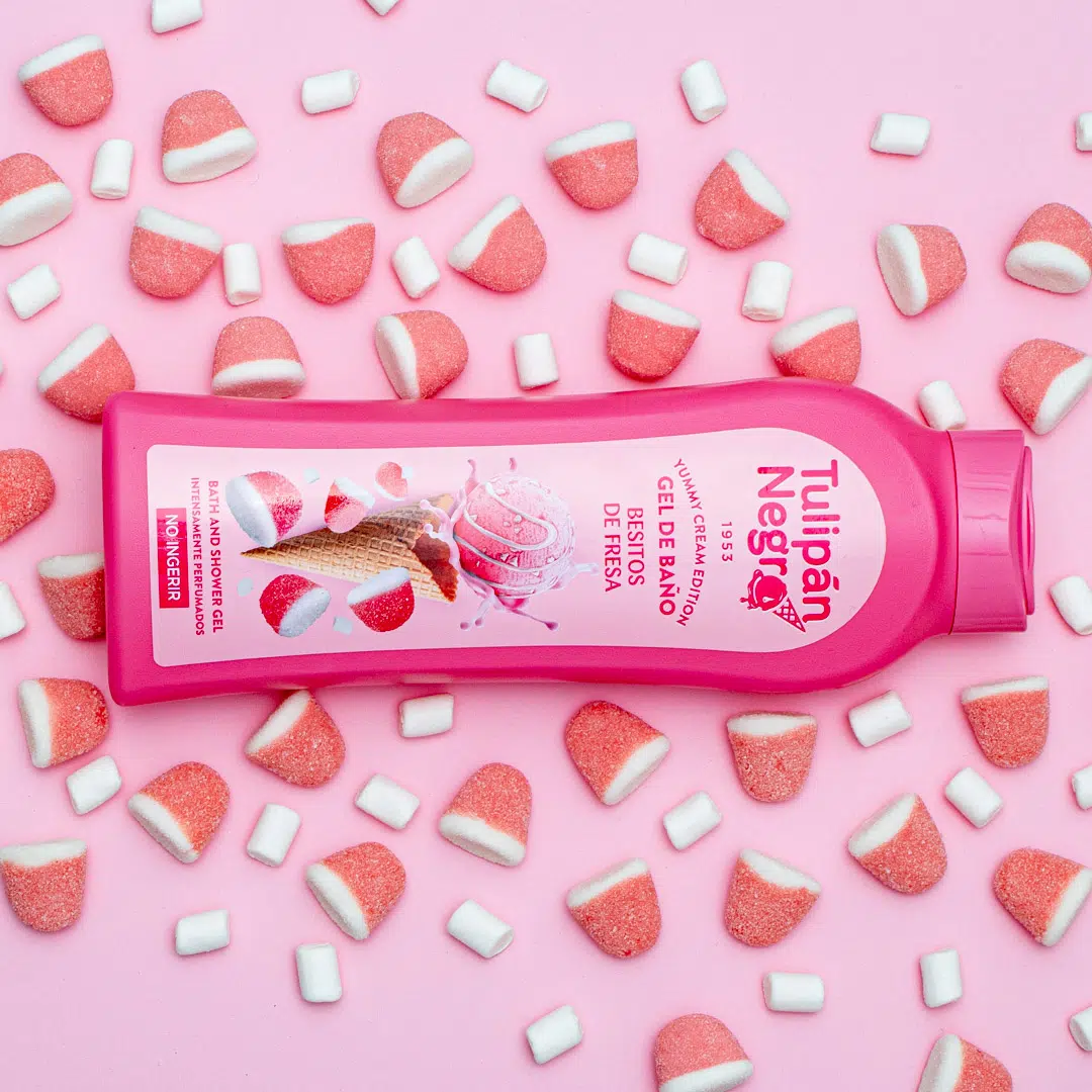 Gel de Baño Tulipán Negro Besitos de Fresa 650 ML