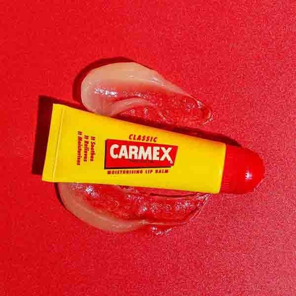LE TUBE CLASSIQUE CARMEX